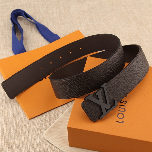 激安ルイヴィトンベルト着用イメージ